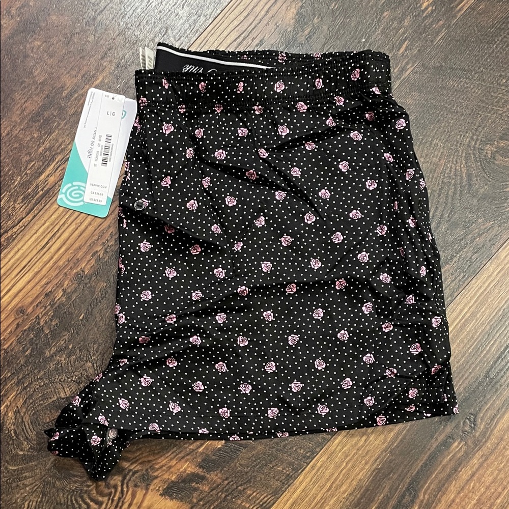 NWT Victoria’s Secret silk pajama shorts large